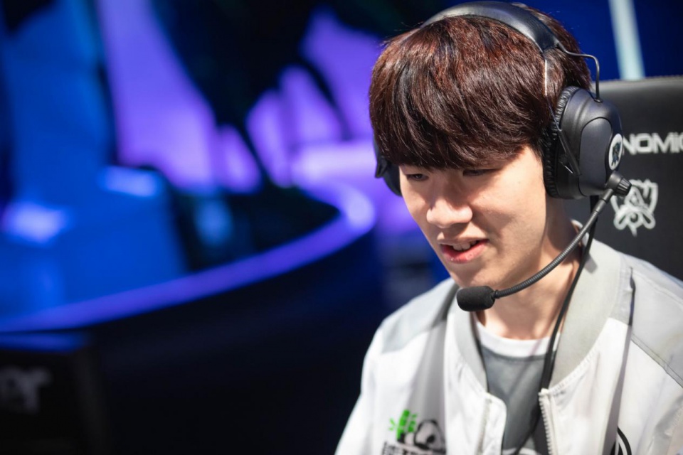 操作的祖父？ Ruler 使用飞机和导弹重新获得优势，并且 Generation Gaming 赢得了一场比赛。